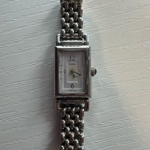 Stainless steel COACH watch in very good condition.